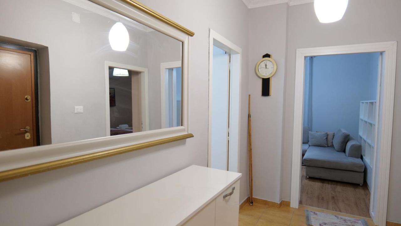 טיראנה City Center Apartment Niko 04 מראה חיצוני תמונה