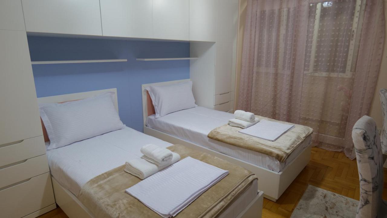 טיראנה City Center Apartment Niko 04 מראה חיצוני תמונה