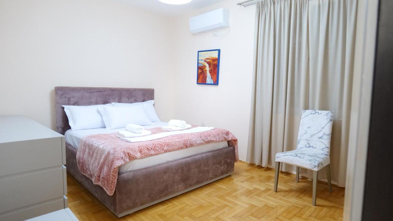 טיראנה City Center Apartment Niko 04 מראה חיצוני תמונה