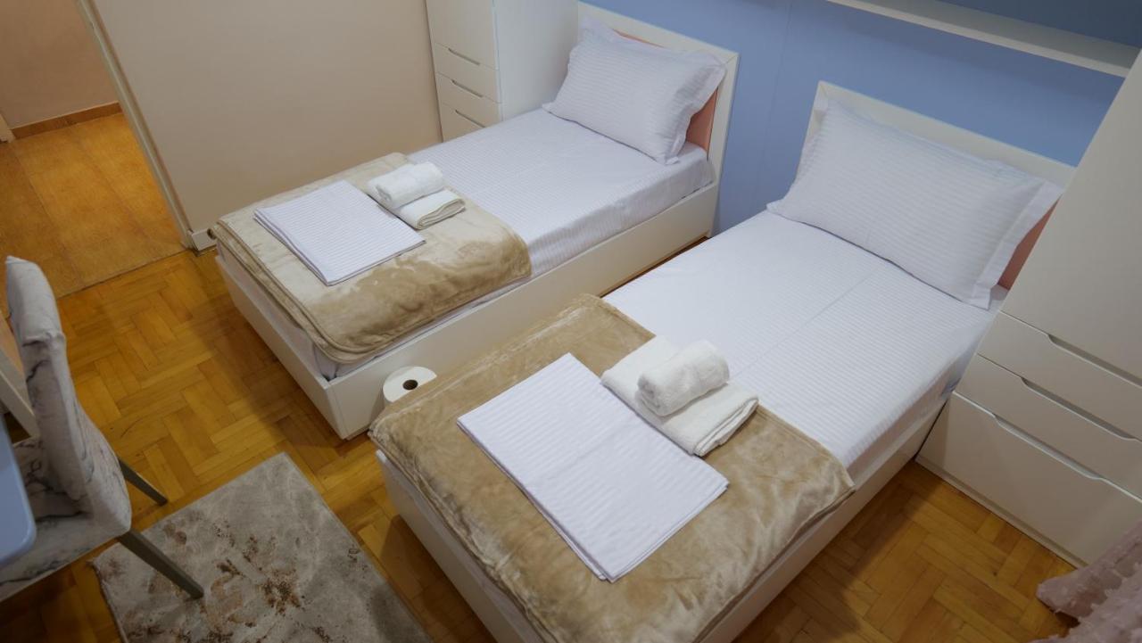 טיראנה City Center Apartment Niko 04 מראה חיצוני תמונה